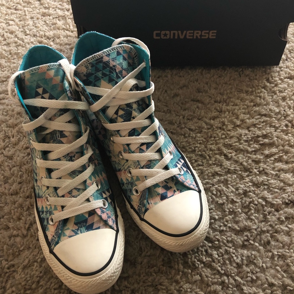 Hi-top Converse Sneakers